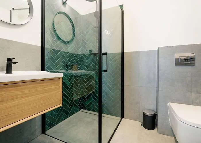 Sky Haven Pomorzany * Στσέτσιν